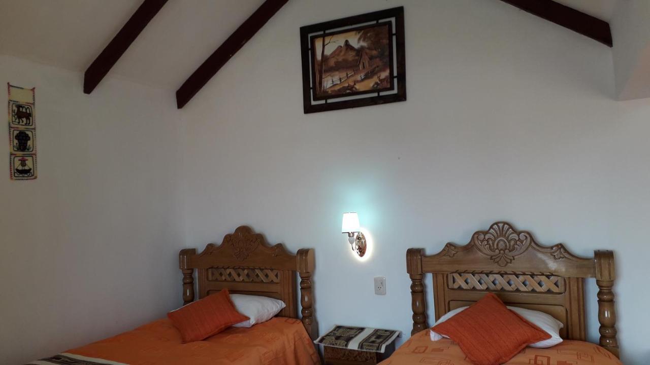 Hostal Jallalla Comunidad Yumani Exteriör bild